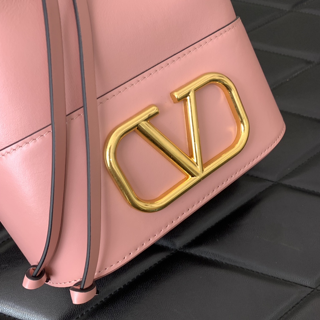 Valentino Garavani VLogo Signature Mini Bucket Bag in Pink Nappa Leather 